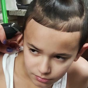 Meet your Posher, Yvette